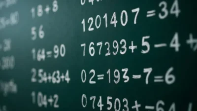 Podzielność przez 4 – Jakie są zasady i cechy?